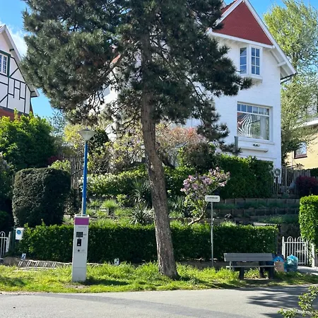 Kitoko Dans Le Quartier Residentiel De A 5m De La Koksijde