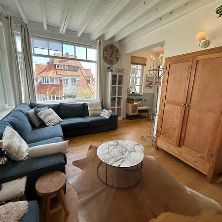 Villa Kitoko Dans Le Quartier Residentiel De A 5m De La *